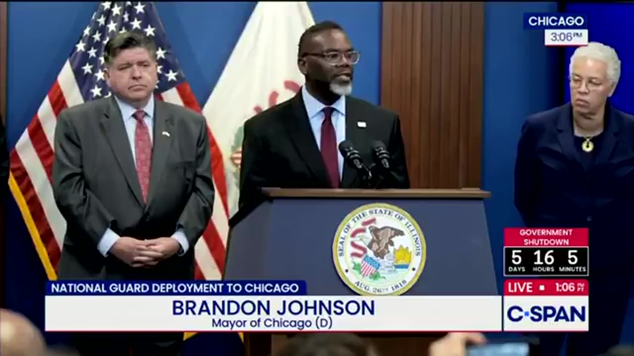 ✅ Chicago Mayor gives direct order to BATTLE authorities