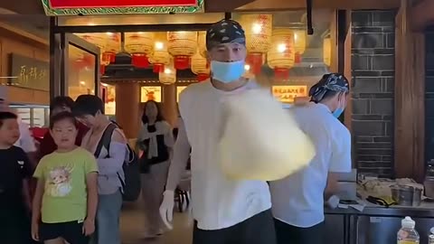 ncredible Kung Fu Roti Skills You’ve Never Seen! 🥞🇨🇳 #shorts
