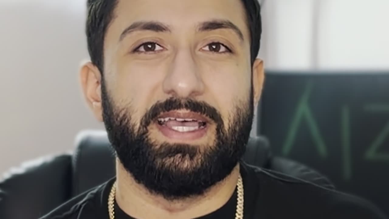 Don’t just Flex your Credit Score for the Vanity