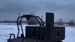 New Ukrainian Ground Drone Carries 4 Fiber-Optic UAVs