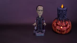 NECA Universal Monsters Frankenstein Head Knockers Reissue