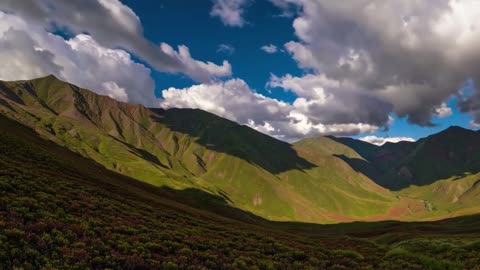 No Copyright 4K — Green Mountain Sky with Red & Pink Hues (Cinematic HDR B-Roll)