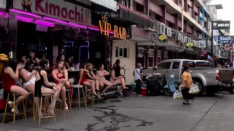 Drive tour on Soi 6 Pattaya #soi6