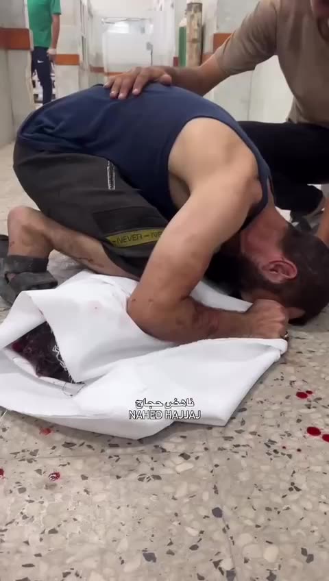 A Palestinian father bids a heartbreaking final farewell to his young daughter