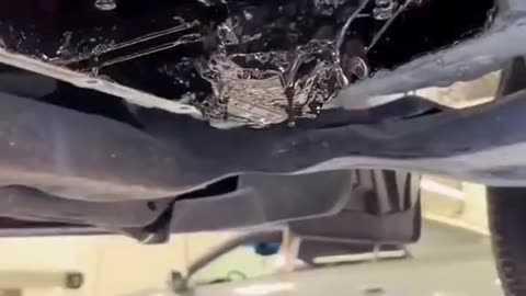 THIS IS WHAT HAPPENS WHEN U DON’T CHANGE OIL