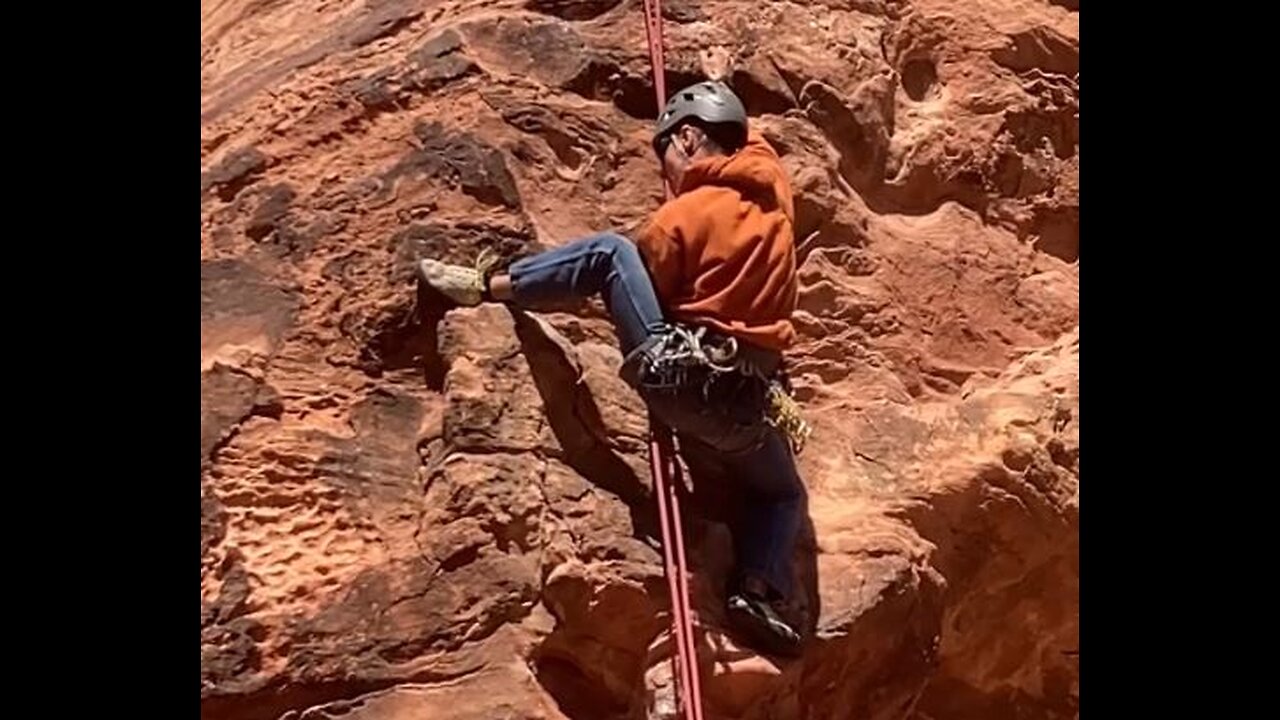 Red Rock TR Climbing Beta Series E29 (2025): Moderate Mecca: Feelin' Groovy (5.11a)