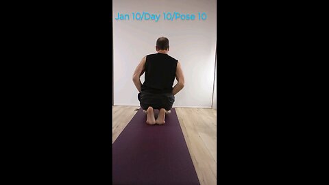 ear presypose/karapidasana