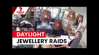 Armed gang raids Melbourne jewellery stores in daylight spree 7NEWS Australia
