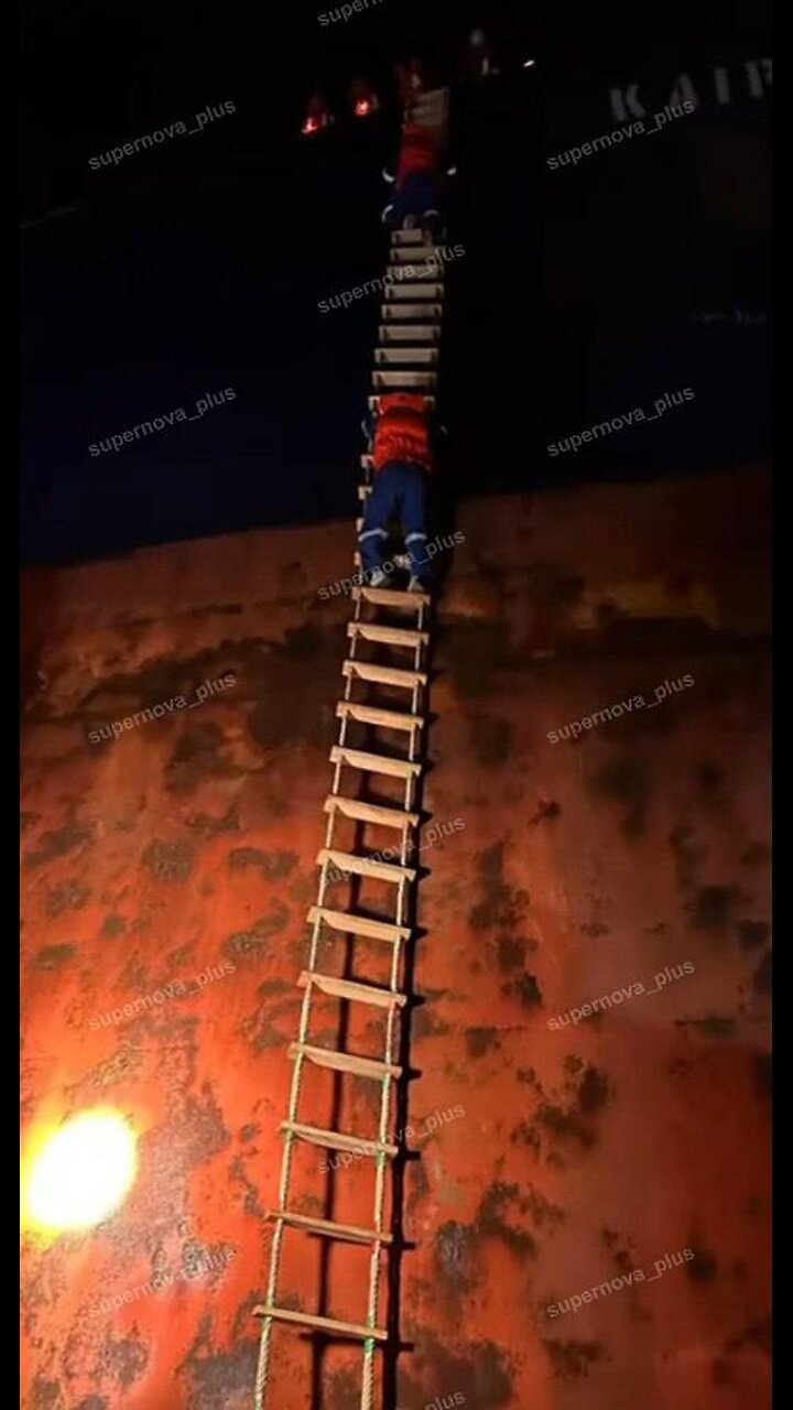 🔥🛳️ Documentary footage of burning tankers from Russian shadow fleet, Virat and Kairos.