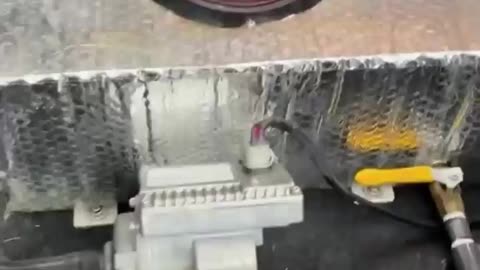A man has successfully recreated a water powered car based on Stanley Meyer technology 