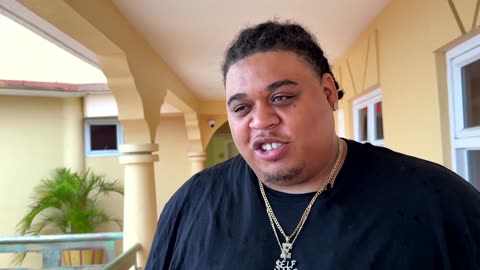 'There is no panic,' says tourist sheltering from Melissa in Jamaica