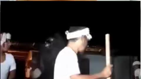 owra moho ho, aji kali pani hol