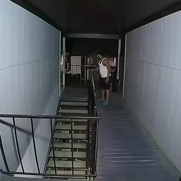 The way she came out to protect her boyfriend! 🔥