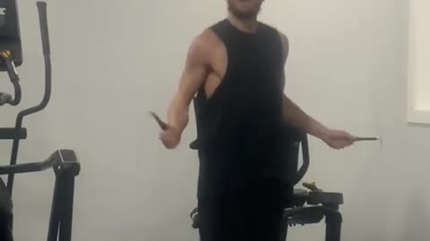 round 9 of 10 from hiit workout #1 ✝️