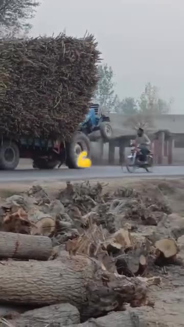 This is how tractors work in Pakistan
