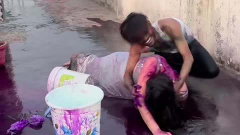 bhauji ke sang holi me kaha kaha rang lagaye