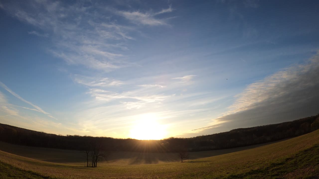 Sun ☀ Rise 3 28 25 53f/12c