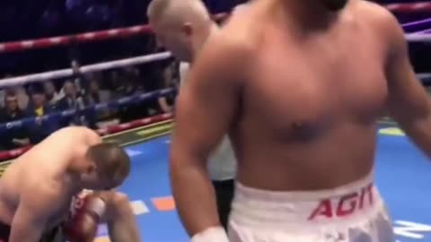 Agit Kabayel Knocks Out Zhilei Zhang to Claim the Interim WBC Heavyweight Title