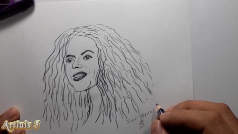 How to draw Shakira