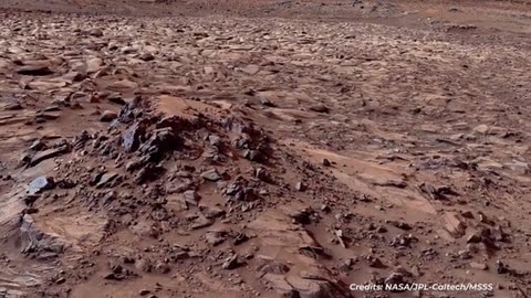 Dernières images de la planète Mars 2025 : surface martienne dorée en 4K