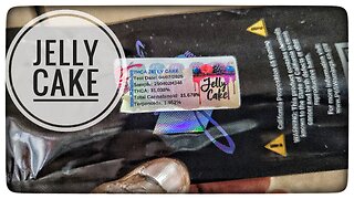 I Tried Jelly Cake by JK Distro… Yeah, I See Why People Like It