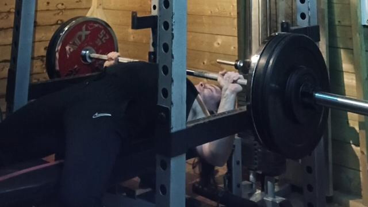 3x3 105 Kg Long Pause Bench Press Back-offs. Last Set