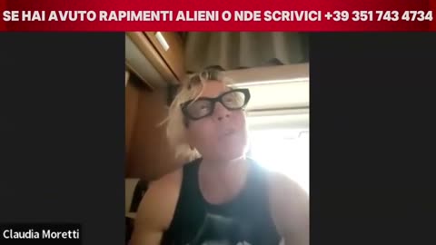 Gli alieni mi hanno portato in un mondo dove allevano un'altra specie (Claudia Moretti)