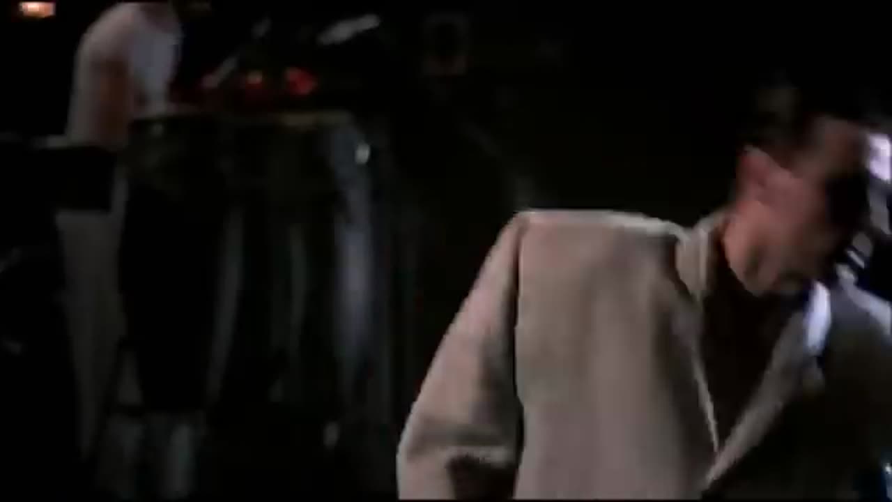 Talking Heads - Girlfriend Is Better (1984)