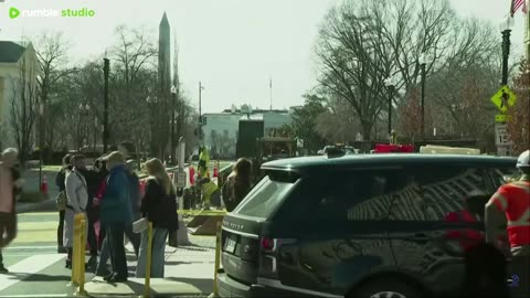 DC crews begin destruction of Black Lives Matter Plaza