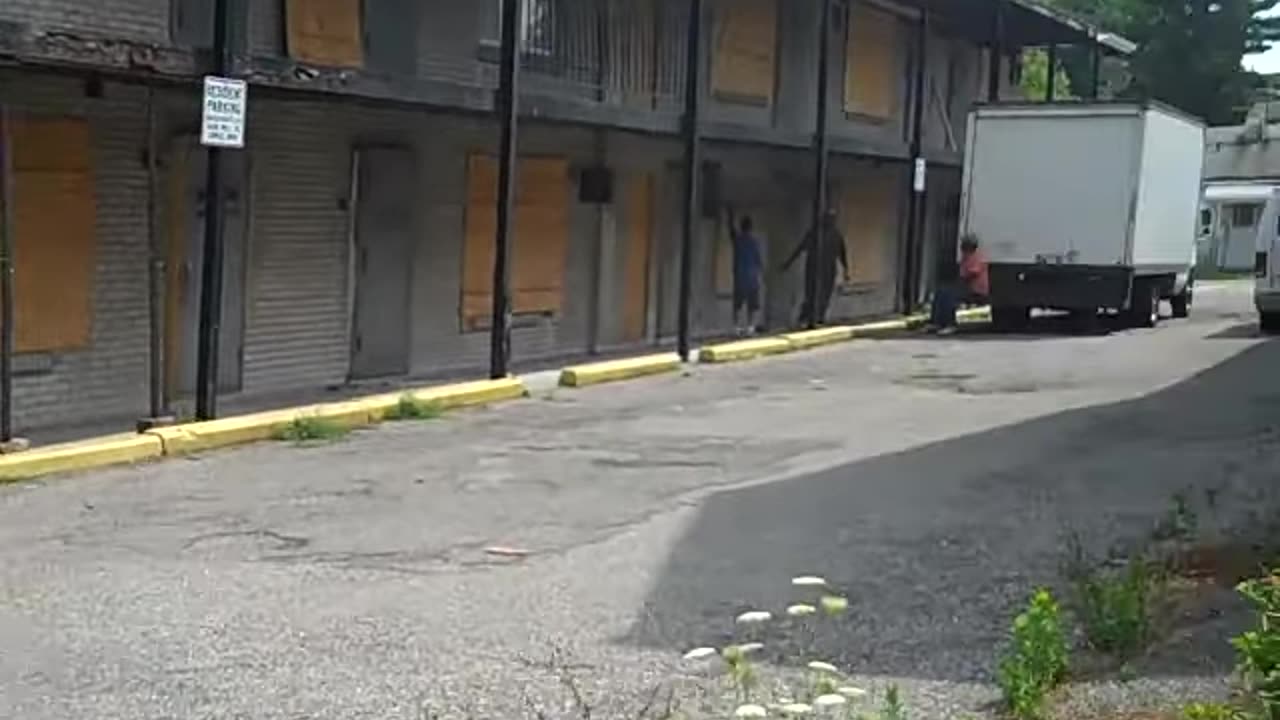 UPDATE ON BUILDING NEXT DOOR TO LEROY_S JOINT,