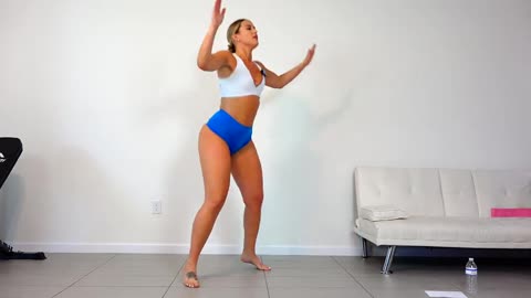 CURVY Fitness Girls Big Butt and Strong Legs Home Workout!!