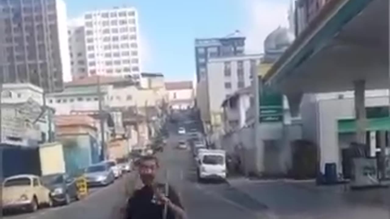 Harry's son on the street😱