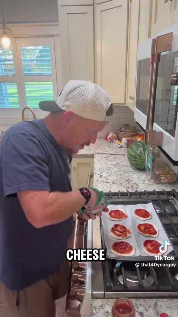 YOU’RE TELLING ME FOR 40 YRS I WAS SUPPOSED TO BE WRAPPING WHAT IN MY BISCUITS ⁉️