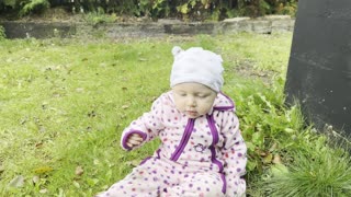 Baby Kayla Crawling in the Garden 🌿 1 Minute of Pure Cuteness