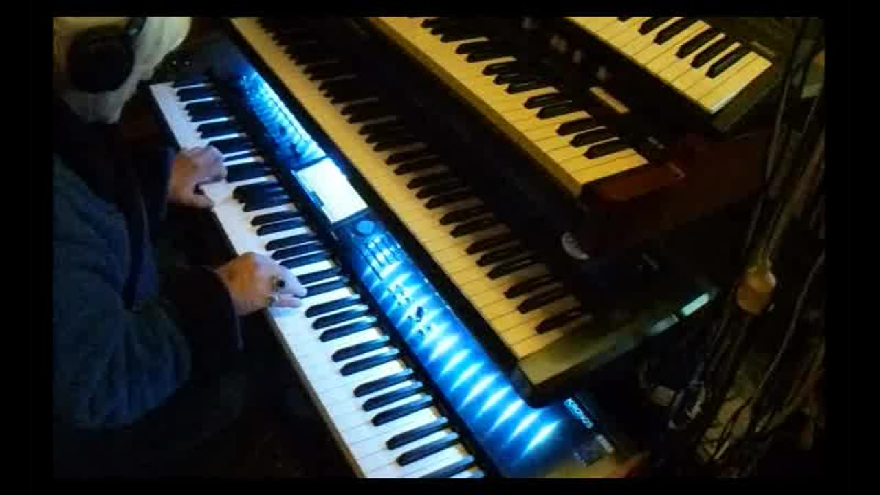 Synthesia 22 by Tom Main