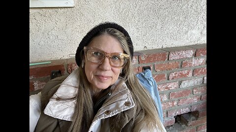 Reading a letter my friend wrote to me.