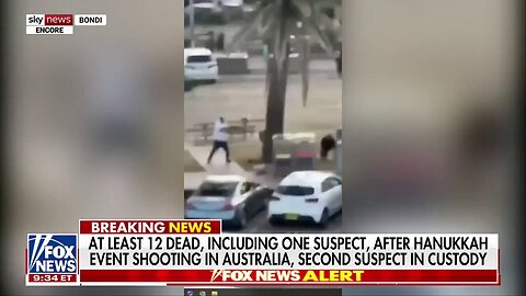 Bystander Appears To Disarm Suspected Gunman In Australian Hanukka Festival Terror Attack