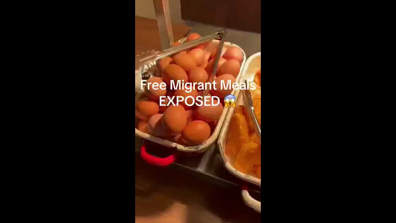 🇬🇧A British man entered a hotel where migrants are staying