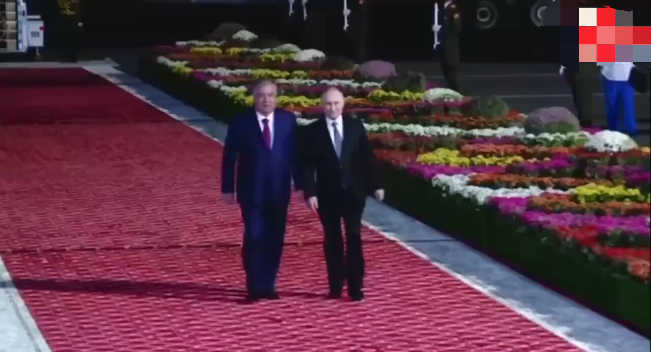 🇷🇺Putin has arrived in Tajikistan.