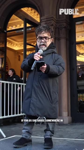 Actor Peter Dinklage wrote poem for Renee Good