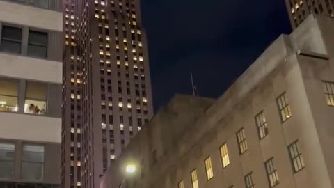 New York Life In Night