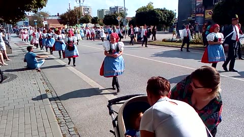 XXV. Břeclavské svatováclavské slavnosti 2016 - krojovaný průvod