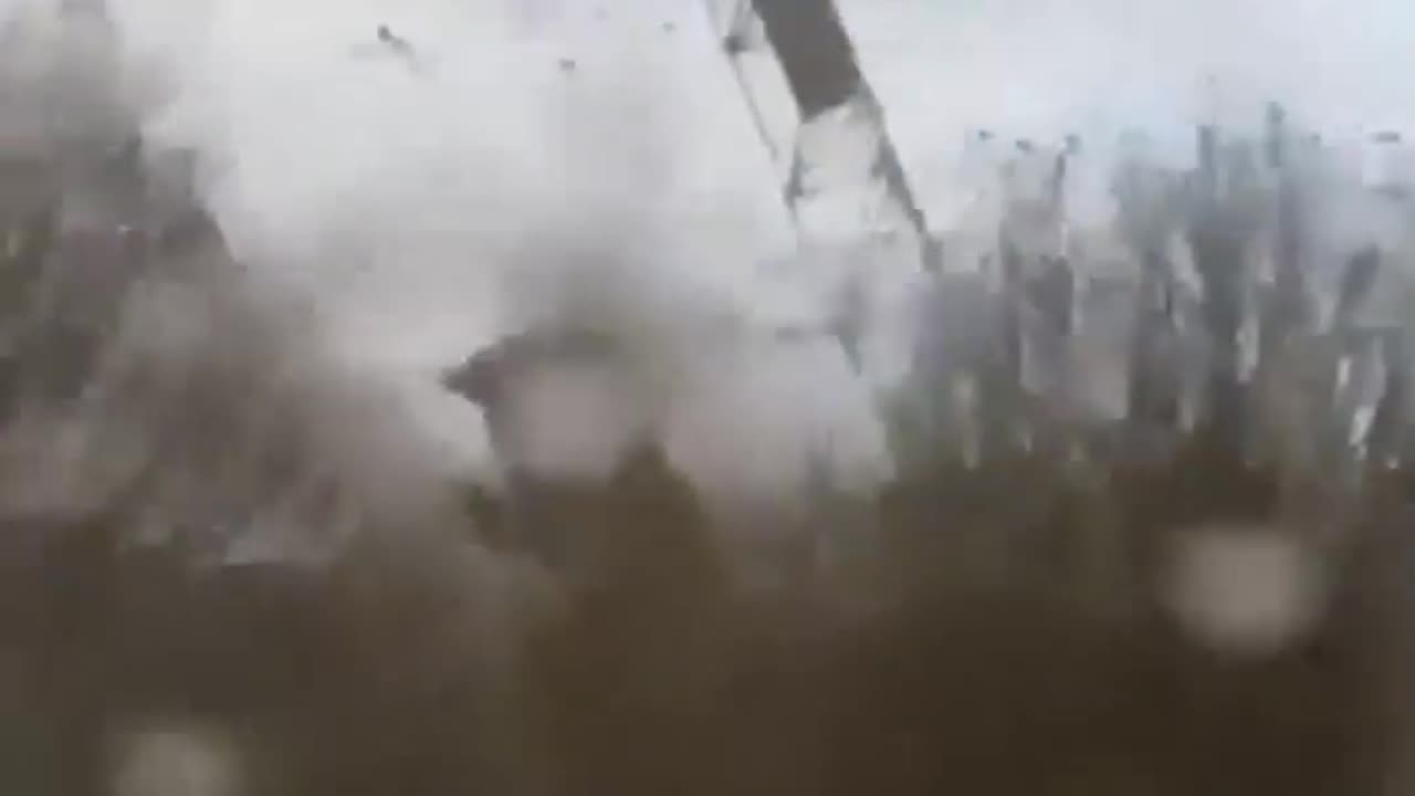 VIOLENT storms topple cranes in Ermont, France