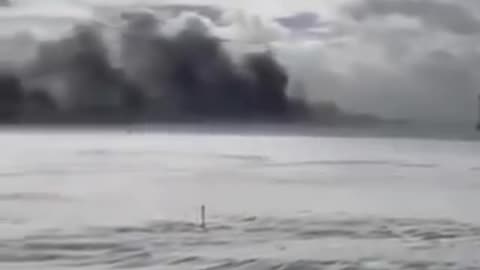 ‼️BREAKING: New footage showing the crash of the Delta Air Lines plane at Toronto Airport.