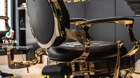 Stylist who unknowingly gave suspected murderer hair cut speaks out