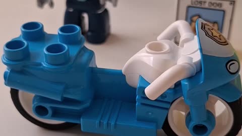 LEGO DUPLO 10967 🚔 – Police Motorcycle Unbox