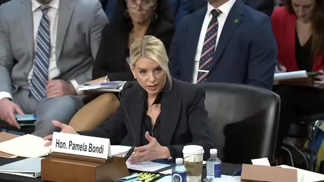 Kennedy questions Attorney General Pam Bondi on Jack Smith investigation in Judiciary Committee
