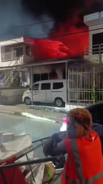 INCENDIO EN LOS CALAMARES