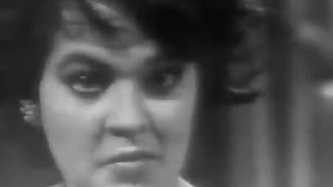 Maysa canta "Meu Mundo Caiu", de sua autoria, na TV Japonesa em 1960.