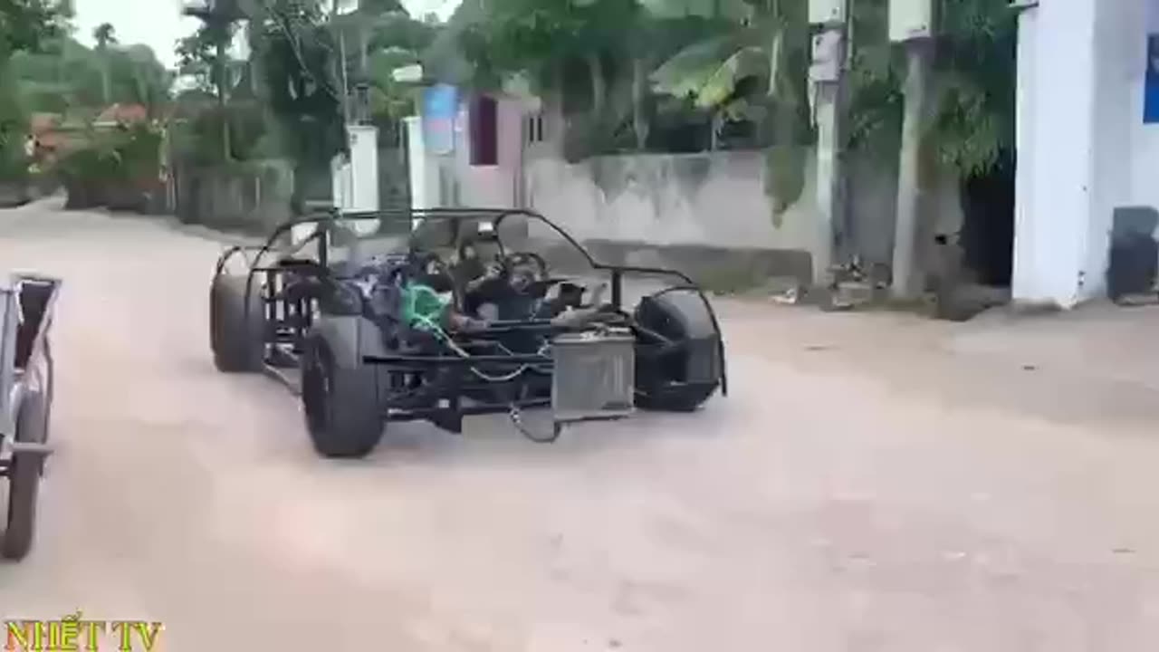 A guy from Vietnam built a Bugatti with his own hands in one year!